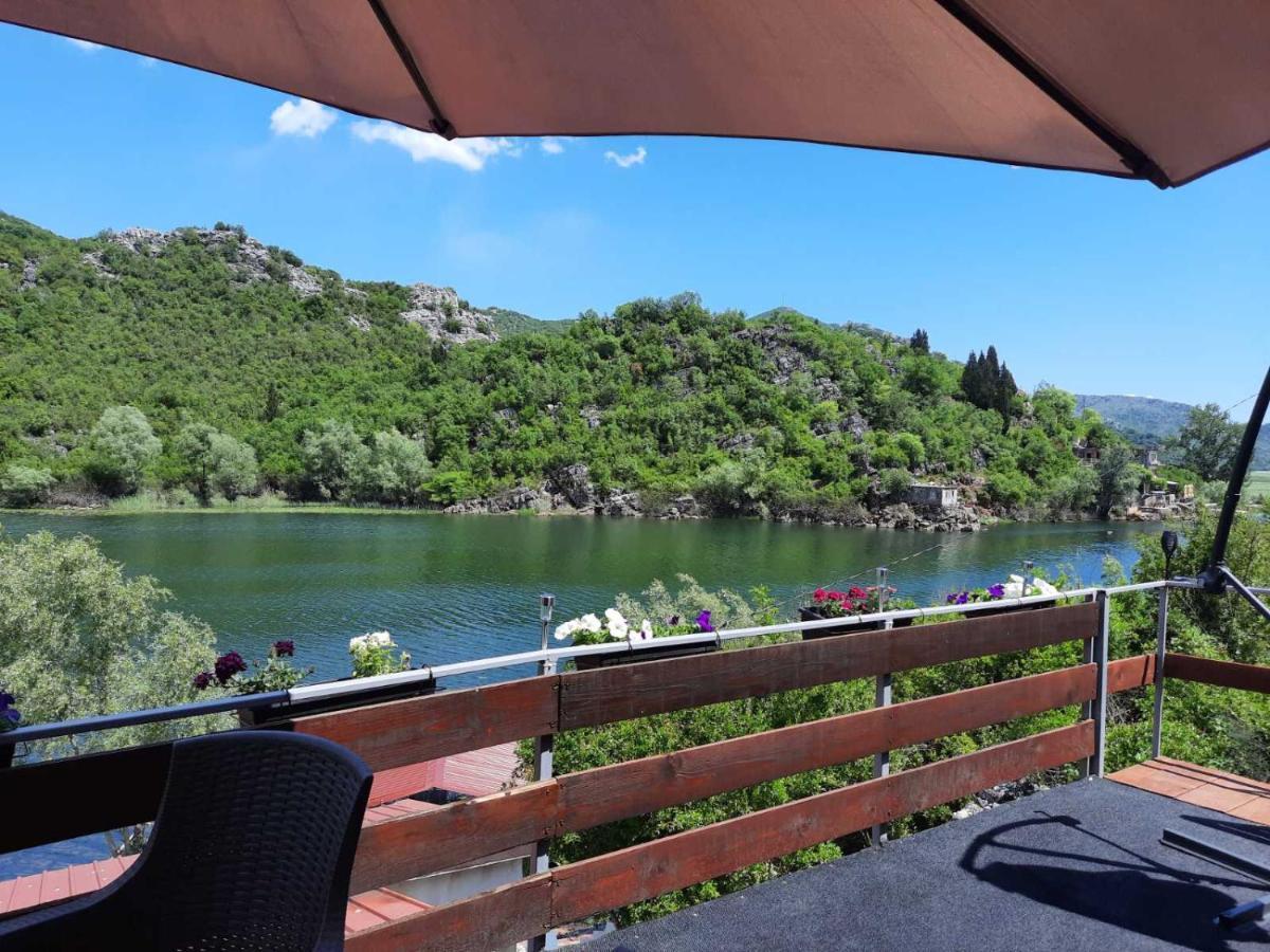 Mali Raj Apartmani Cetinje Exteriör bild