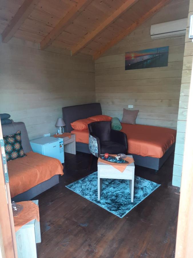 Mali Raj Apartmani Cetinje Exteriör bild