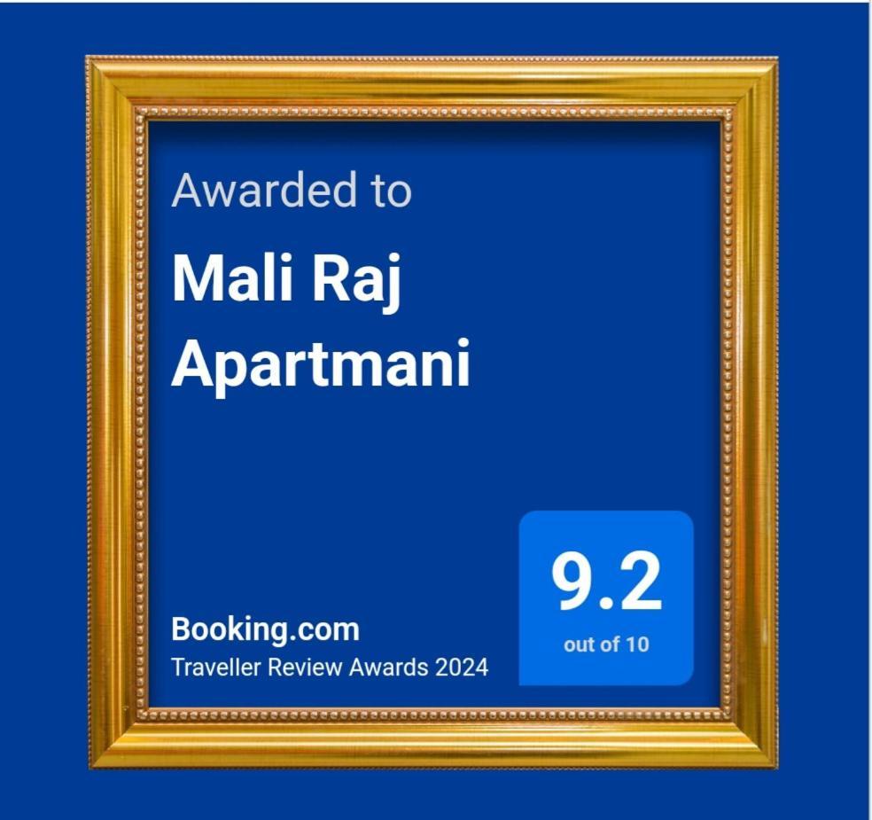 Mali Raj Apartmani Cetinje Exteriör bild